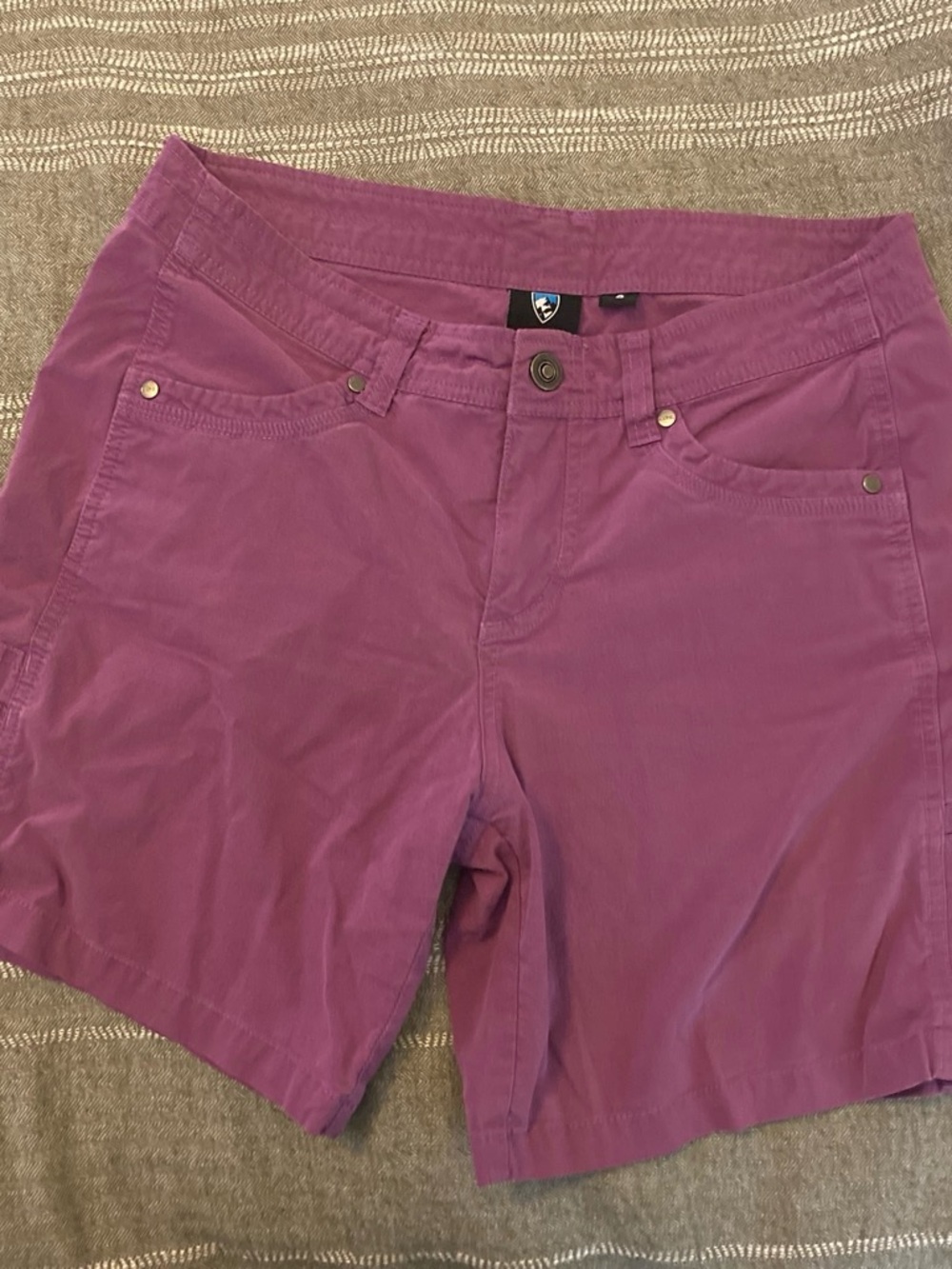 Kuhl Women's Magenta Bermuda Shorts size 8